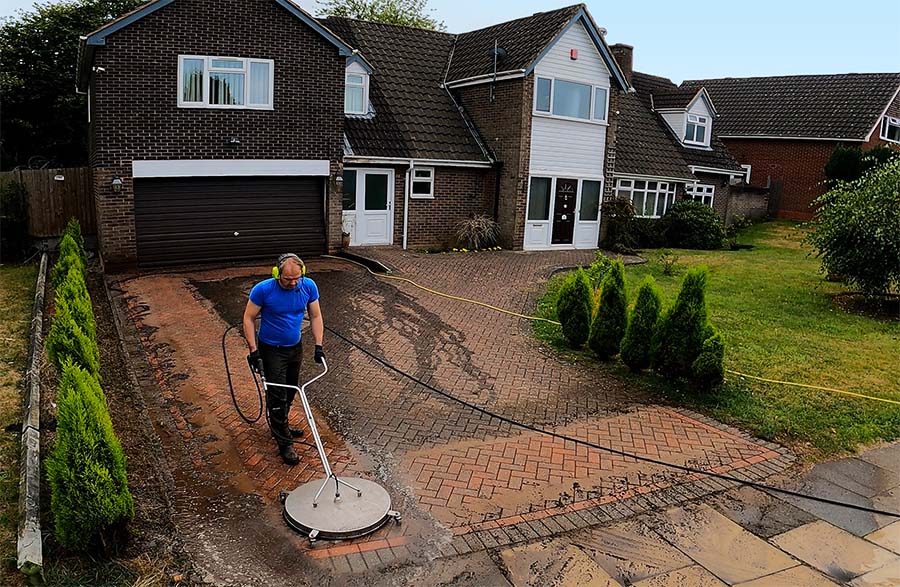 Pressure Cleaning & Sealing